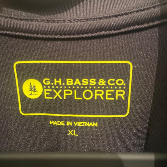 G.H. Bass Company Black Explorer 1/4 Zip Jacket X Large NWT - Picture 2 of 5